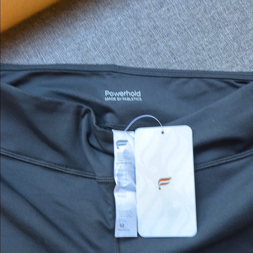 Fabletics Black Salar Solid Powerhold Leggings si… - image 5
